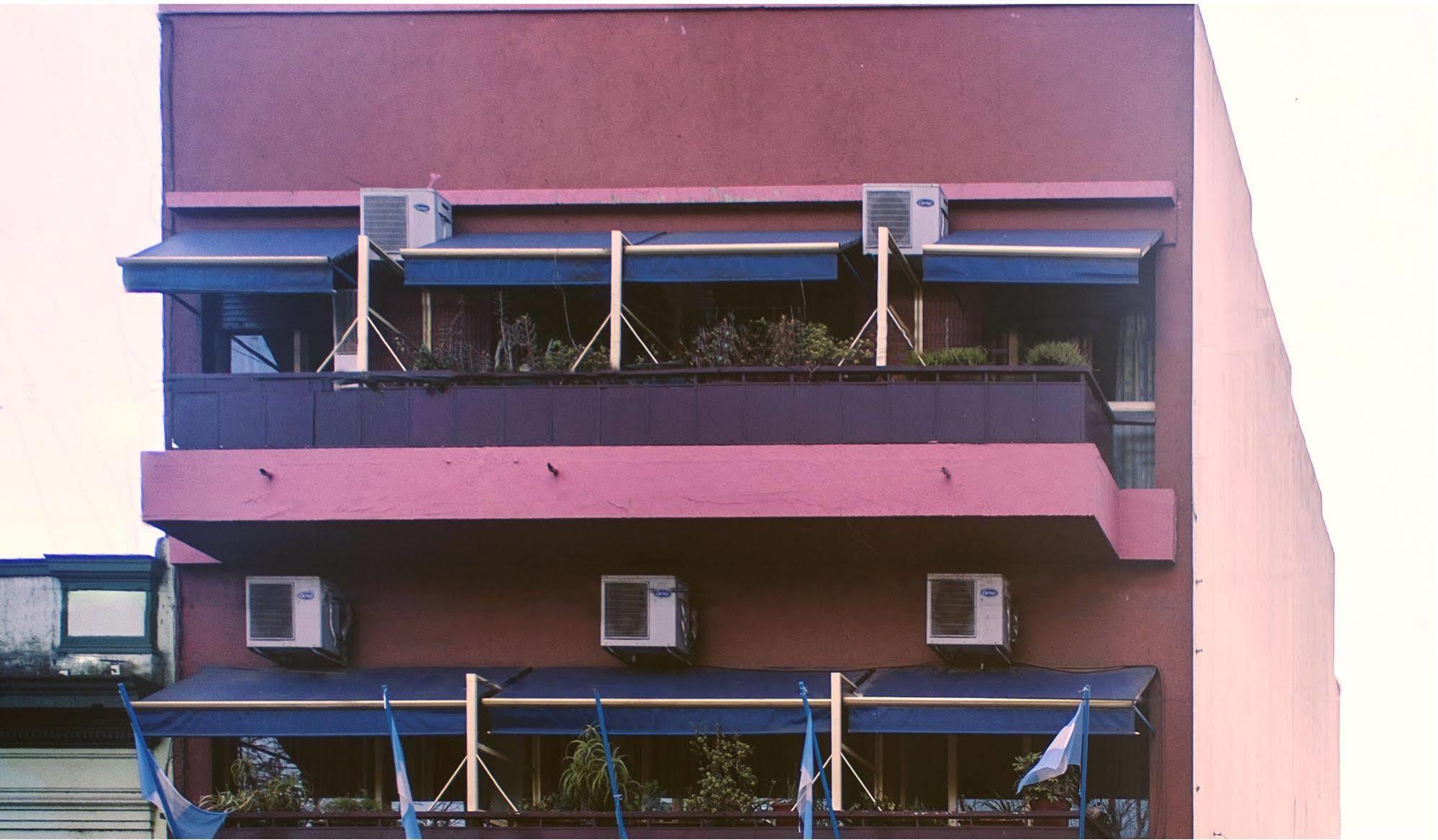 Hotel Aeropuerto Monte Grande Esterno foto